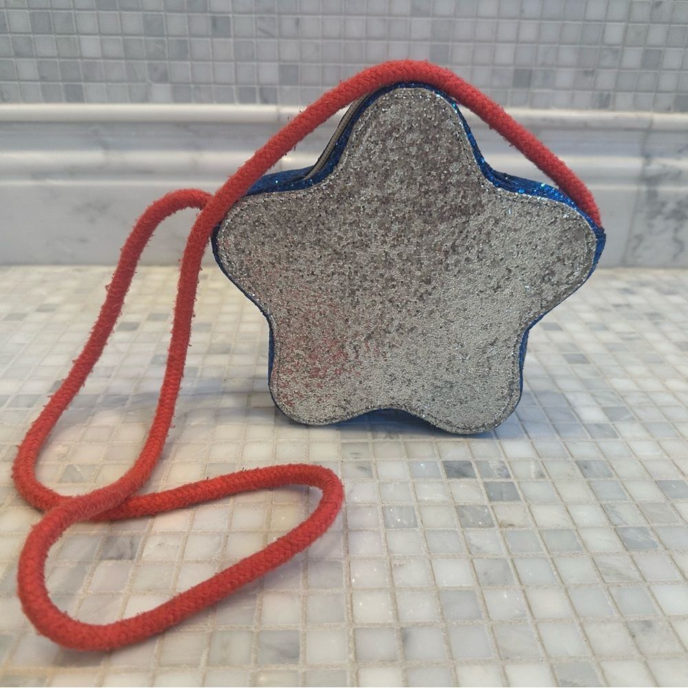 Novelty Red Silver Blue Star Shaped Glitter Purse - Picture 1 of 8